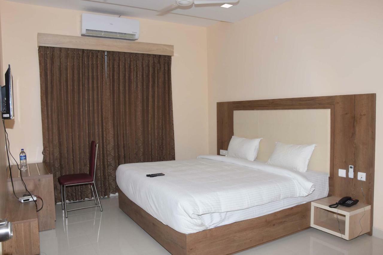 Salem Regency - A Business Stay Exterior photo